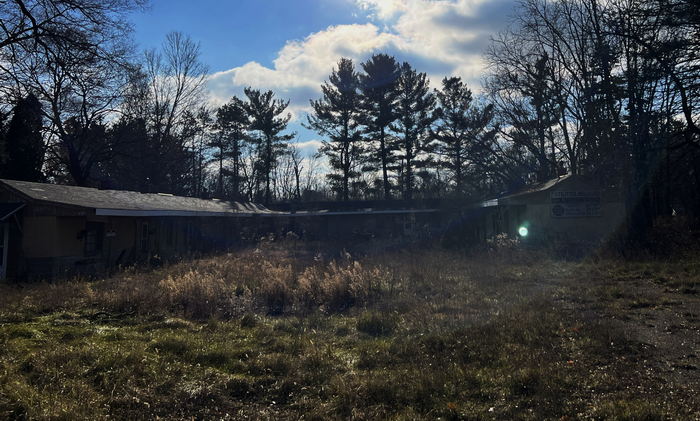 Star Lite Motel - Nov 25 2022 (newer photo)